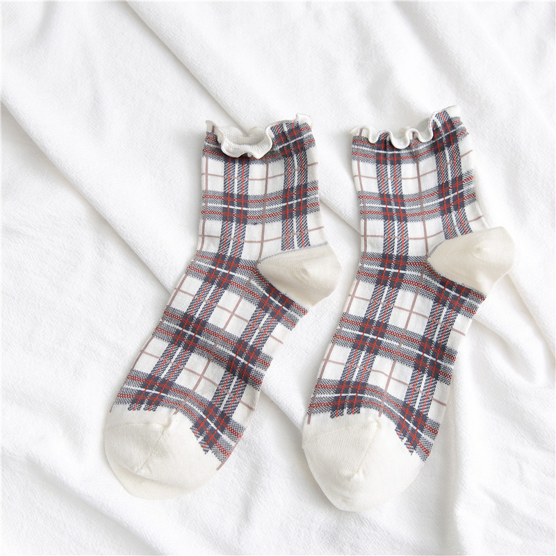 19 Spring And Summer Retro Plaid Socks Lady Wood Ear Socks In Tube Socks Personalized Socks Fashion